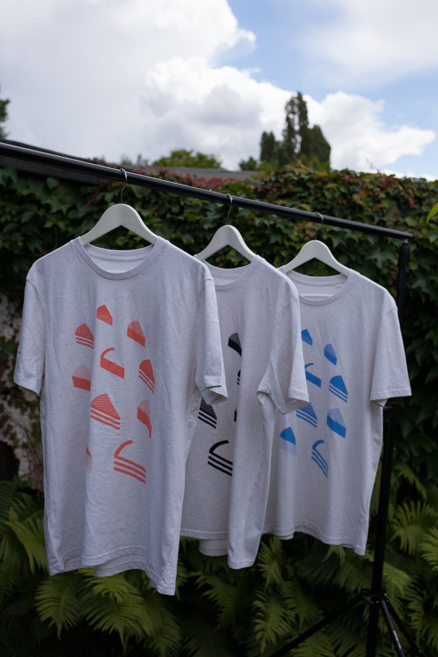 Kuchen Shirt gegen Rassismus / Print Schwarz